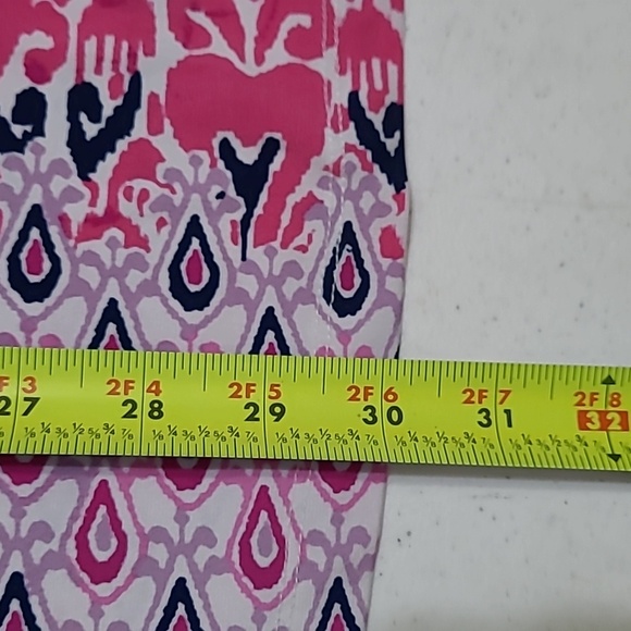 New Directions Pink Patterned V-Neck Tunic Top with White Fringe Cuffs size XL - Picture 7 of 7